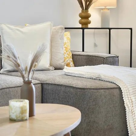 Luxurioese Stadtvilla Naehe Duesseldorf & Koeln & Essen - Messe Appartement *