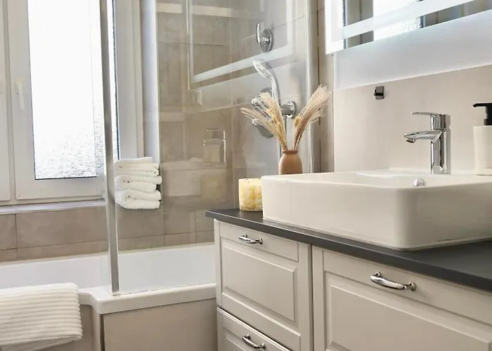 Luxurioese Stadtvilla Naehe Duesseldorf & Koeln & Essen - Messe Appartement Wuppertal